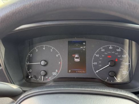 Used 2024 Toyota Corolla LE FWD image 20