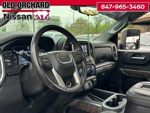 Used 2022 GMC Sierra 2500 Denali w/ Denali Ultimate Package AWD/4WD image 13