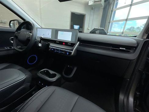 Used 2023 Hyundai Ioniq 5 SEL RWD image 32