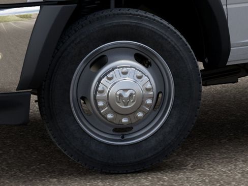 New 2026 RAM 4500 Tradesman w/ Chrome Appearance Group AWD/4WD image 4