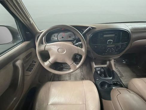 Used 2002 Toyota Sequoia SR5 AWD/4WD image 10