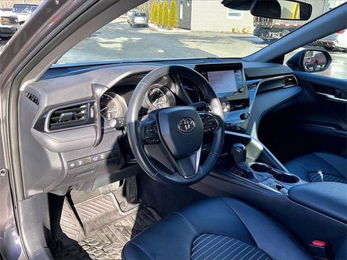 Used 2023 Toyota Camry SE image 14