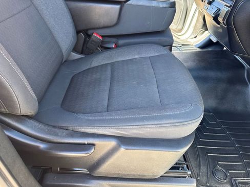 Used 2020 GMC Sierra 2500 SLE w/ SLE Convenience Package image 39