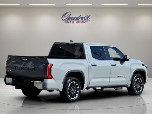 Used 2024 Toyota Tundra Limited AWD/4WD image 4