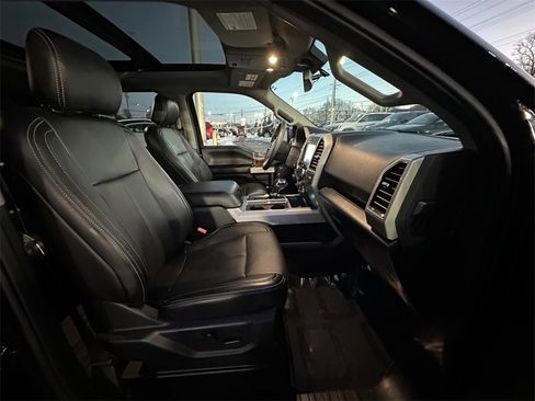 Used 2019 Ford F150 Lariat image 24