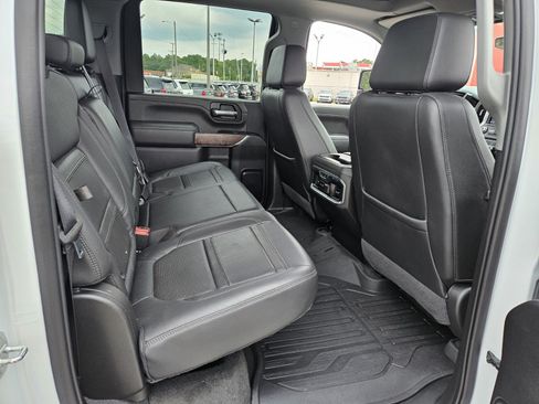 Used 2022 GMC Sierra 2500 Denali w/ Denali Ultimate Package AWD/4WD image 19