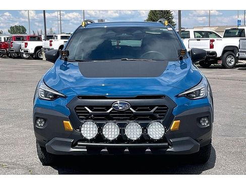 Used 2024 Subaru Crosstrek 2.5i Wilderness w/ Crosstrek Mirror Package AWD/4WD image 3