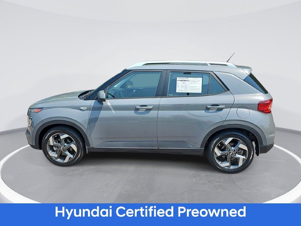 Certified 2023 Hyundai Venue SEL FWD image 8