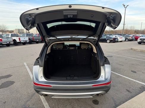 Used 2023 Lincoln Corsair FWD image 5