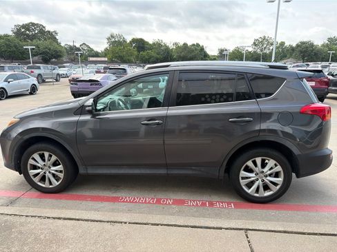Used 2015 Toyota RAV4 Limited w/ Technology Package AWD/4WD image 5