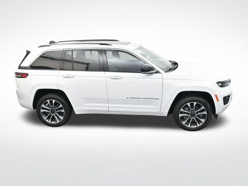 Used 2023 Jeep Grand Cherokee Overland image 25