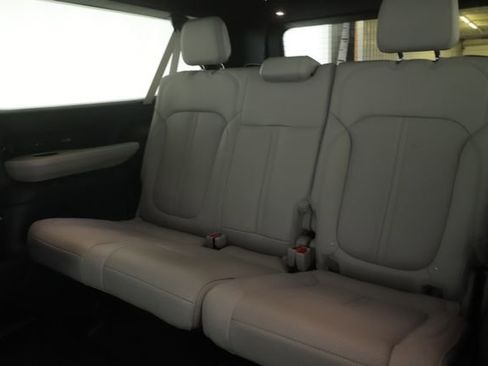 Used 2025 Jeep Wagoneer L Series III w/ Premium Group I image 32