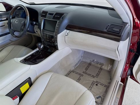 Used 2007 Lexus LS 460 image 30