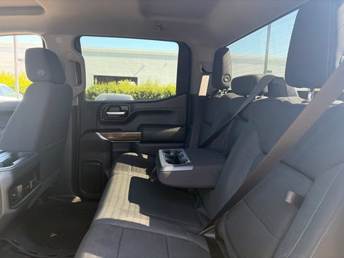 Used 2021 Chevrolet Silverado 1500 LT Trail Boss AWD/4WD image 8