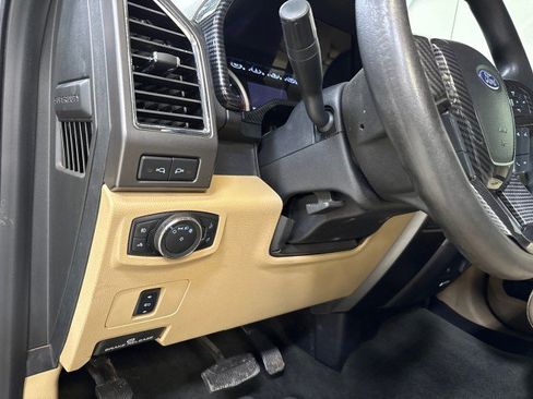 Used 2017 Ford F350 XLT w/ XLT Value Package image 20