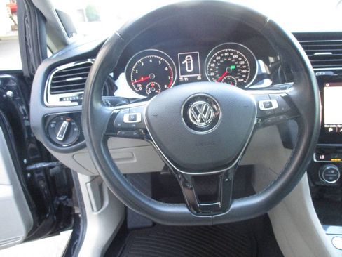 Used 2018 Volkswagen Golf SEL FWD image 29