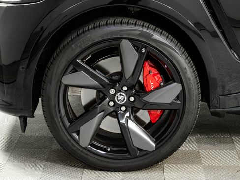 Used 2025 Jaguar F-PACE SVR AWD/4WD image 38