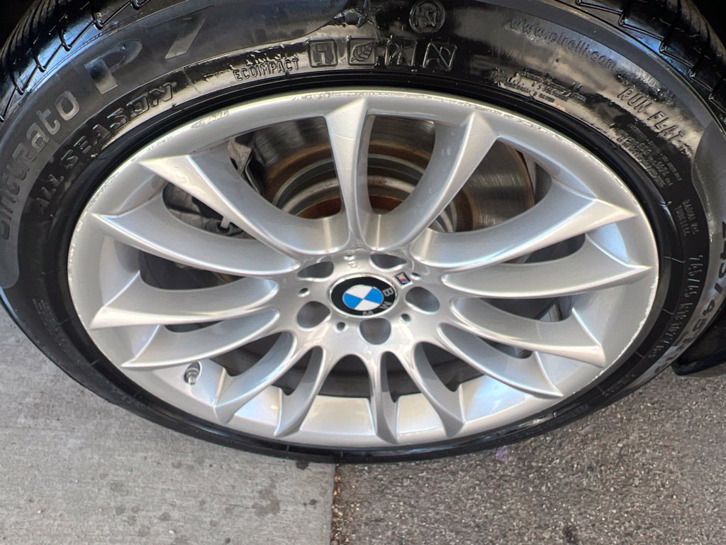 Used 2015 BMW 750Li xDrive AWD/4WD image 40