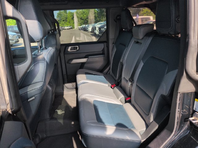 Certified 2022 Ford Bronco Outer Banks w/ Sasquatch Package AWD/4WD image 23