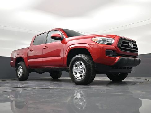 Used 2022 Toyota Tacoma SR w/ SR Convenience Package RWD image 33
