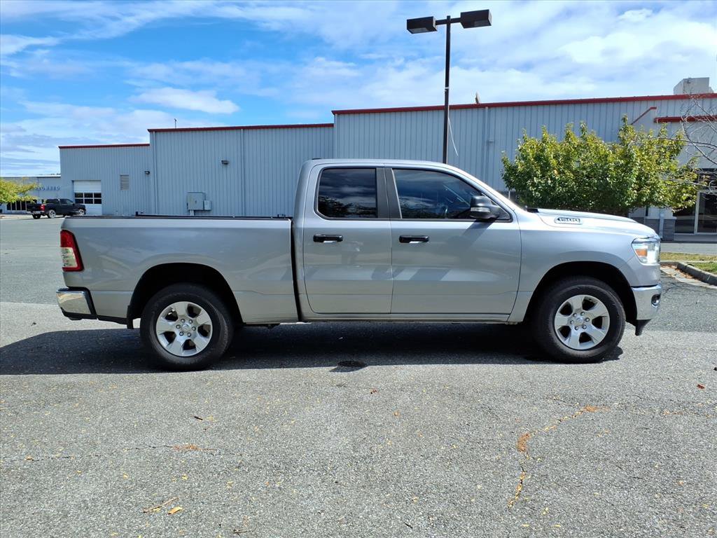 Used 2022 RAM 1500 Big Horn AWD/4WD image 3