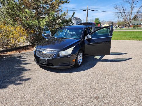 Used 2011 Chevrolet Cruze LT FWD image 25