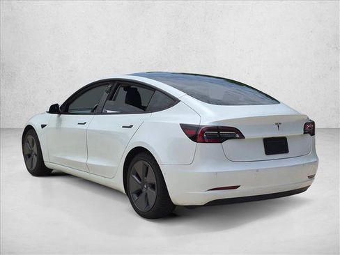 Used 2021 Tesla Model 3 Standard Range Plus RWD image 7