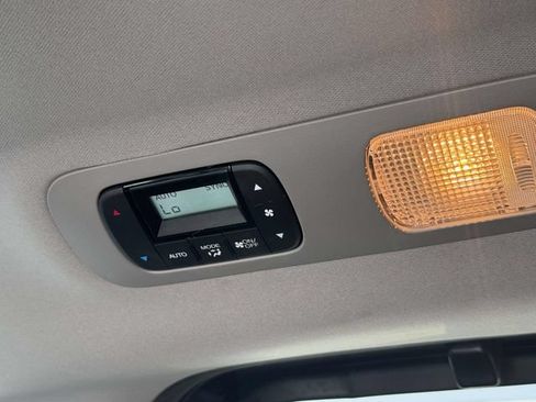 Used 2023 Honda Odyssey Touring image 42