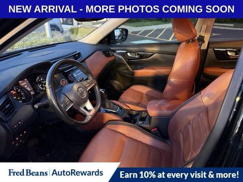 Used 2018 Nissan Rogue SL w/ Premium Package FWD image 10