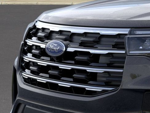 New 2026 Ford Explorer Active w/ Active Comfort Package RWD image 17