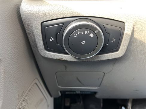 Used 2018 Ford F550 4x4 Crew Cab Super Duty image 15