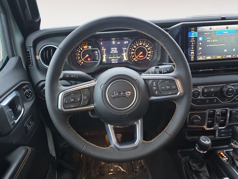 Used 2024 Jeep Wrangler Sahara w/ Technology Group image 13