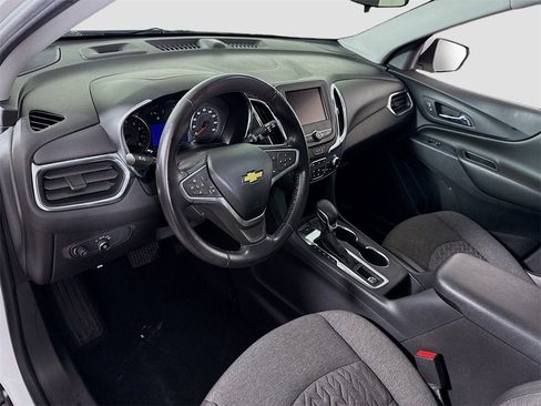 Certified 2022 Chevrolet Equinox LT image 4