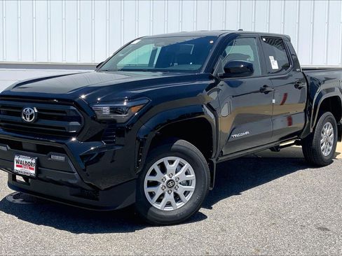 New 2026 Toyota Tacoma SR5 AWD/4WD image 2