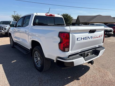 Used 2024 Chevrolet Colorado LT w/ LT Convenience Package II RWD image 4