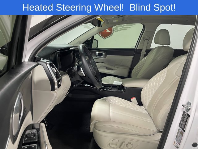 Used 2023 Kia Sorento SX AWD/4WD image 11
