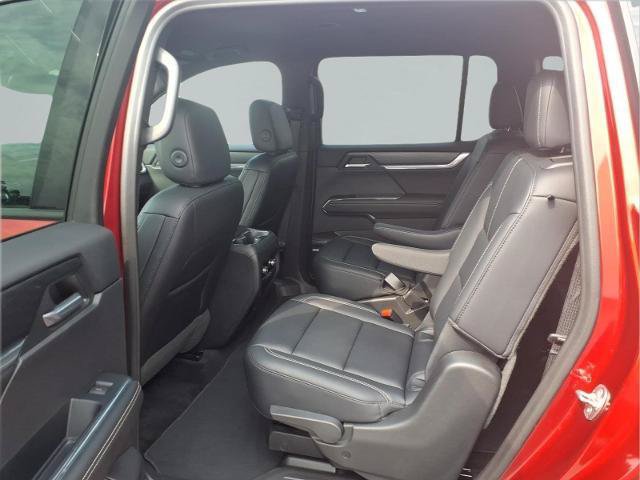 Used 2024 GMC Acadia Elevation w/ Luxury Package FWD image 6