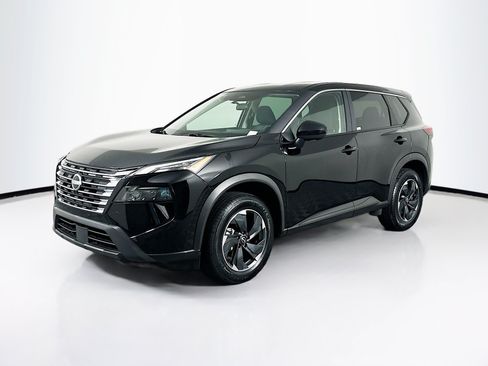 Used 2025 Nissan Rogue SV AWD/4WD image 3