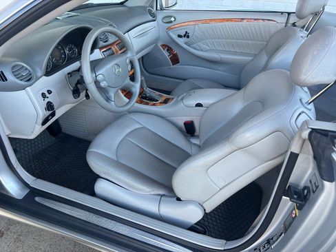 Used 2005 Mercedes-Benz CLK 500 Cabriolet image 15