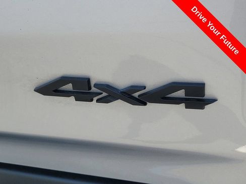 Used 2023 RAM 1500 Laramie AWD/4WD image 31