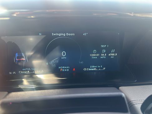 Used 2022 Lincoln Navigator L Reserve image 22