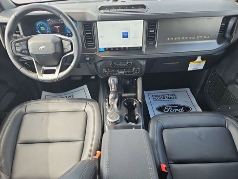 New 2025 Ford Bronco Badlands w/ Sasquatch Package image 10