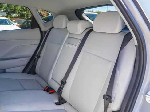 Certified 2025 Hyundai Kona SEL image 18