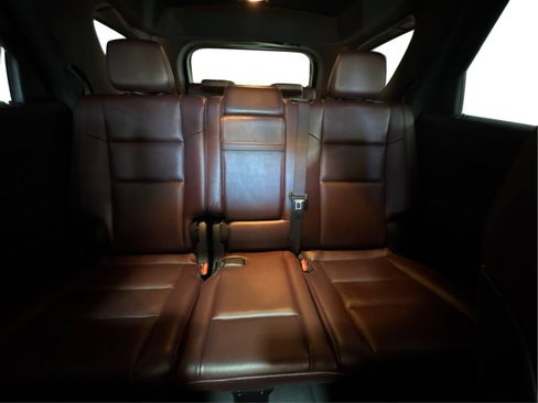 Used 2024 Dodge Durango GT AWD/4WD image 14