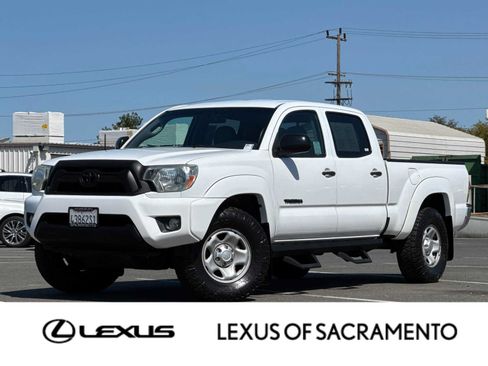 Used 2015 Toyota Tacoma PreRunner w/ SR5 Package RWD image 1