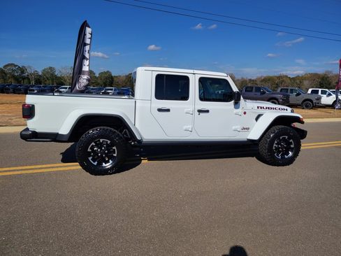 New 2026 Jeep Gladiator Rubicon image 12