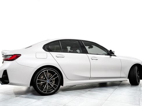 Used 2023 BMW 330i xDrive Sedan w/ M Sport Package AWD/4WD image 7