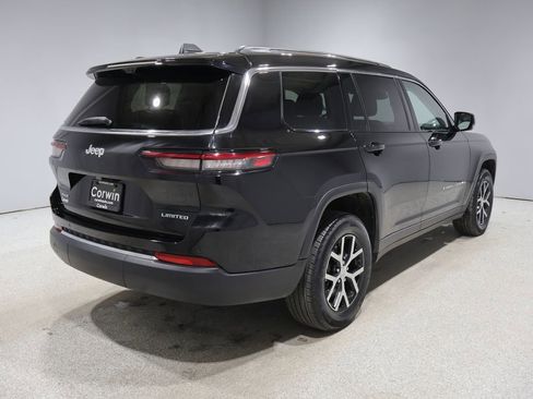 Used 2023 Jeep Grand Cherokee L Limited w/ Luxury Tech Group II image 3