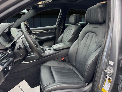Used 2018 BMW X6 xDrive50i w/ M Sport Package image 2