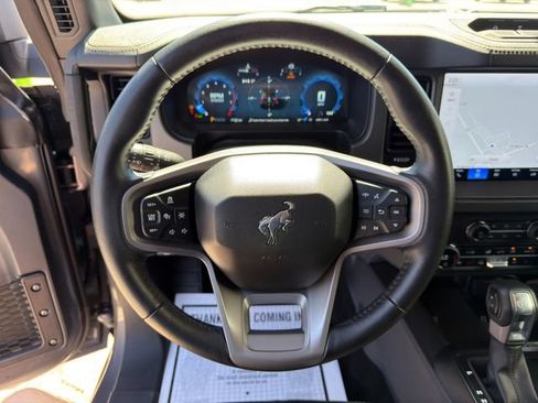 Used 2025 Ford Bronco Badlands AWD/4WD image 41